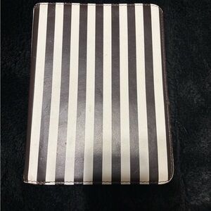 Henri Bendel 7inch kindle fire case.